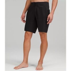 lululemon current wave Men's Black Board Shorts